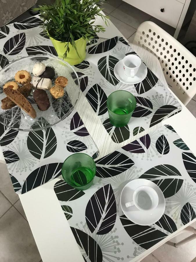 Monovano Di Schiso جيارديني ناكسوس المظهر الخارجي الصورة